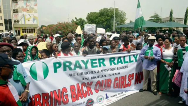 تظاهرات اعتراضی علیه اقدام بوکو حرام در نیجریه و کشورهای دیگر برگزار شده است