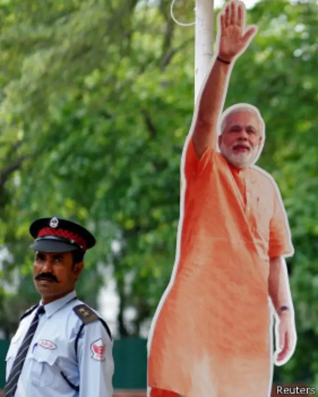 नरेंद्र मोदी 