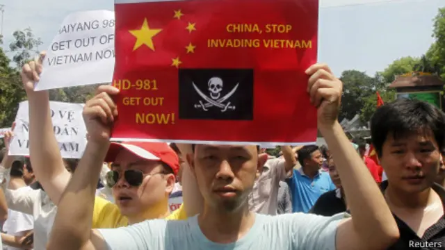 越南抗议中国在西沙群岛钻井