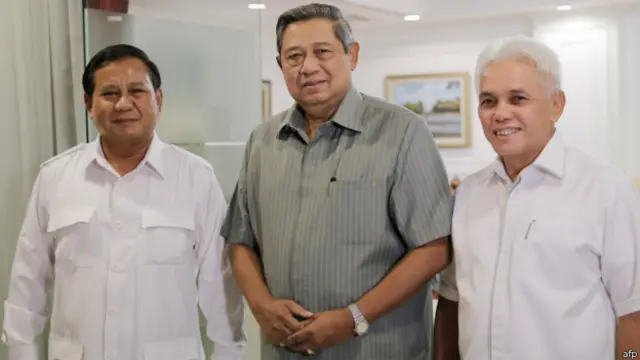 Prabowo dan Hatta Radjasa bertemu Presiden SBY di kantor presiden, Rabu (13/05). 