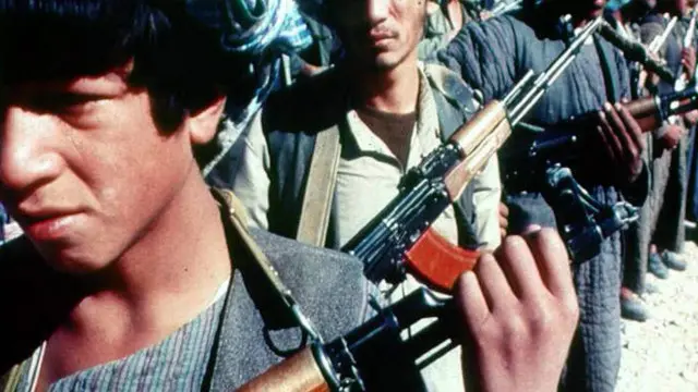 بچوں کے جنگ میں استعمال کیے جانے کے خلاف بین الاقوامی قوانین ضرور ہیں لیکن ان کی پاسداری کم ہوتی ہے