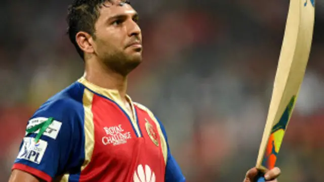 یوراج سنگھ نے 29 گيندوں پر68 رن بنا کر مسلسل اپنی دوسری نصف سنچری مکمل کی