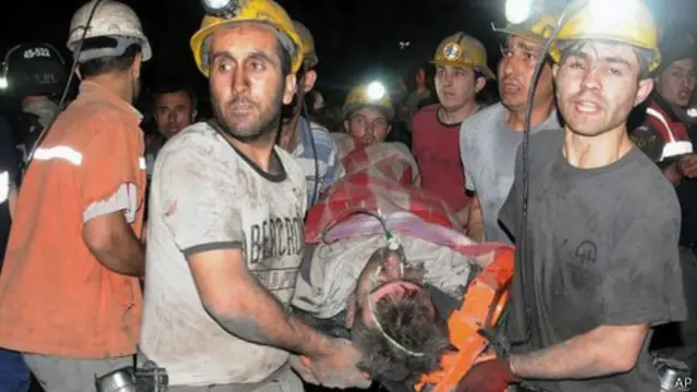 حمل مجروحان