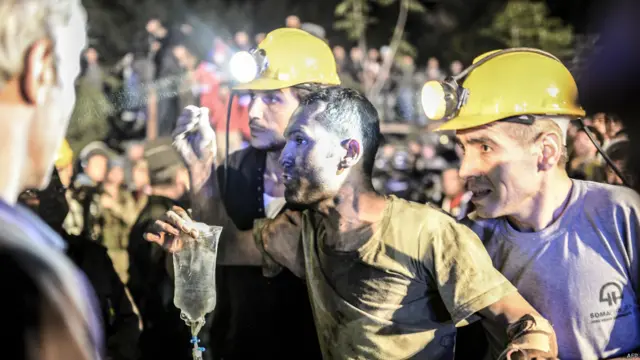 دھماکے کے بعد امدادی کارروائیاں شروع کر دی گئی تھیں۔