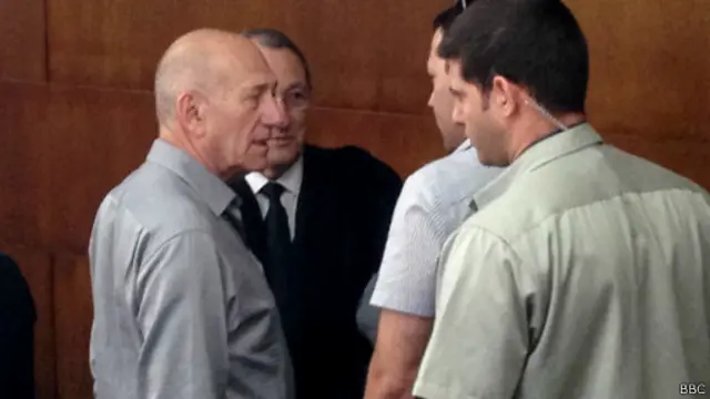 Ольмерт в суде