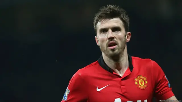 مانچسٹر یونائٹڈ کی طرف سے 369 میچ کھیلنے والے مائیکل کیرک بھی انگلینڈ سکواڈ میں جگہ بنانے میں ناکام رہے۔ 