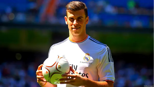 ریال میڈرڈ سے کھیلنے والے گیرھت بیل کا تعلق ویلس سے ہے، حیران کن بات یہ ہے کے بیل ویلس کے ورلڈ کپ نا کوالیئفائی کرنے کی وجہ سے اس سال برازیل نہیں جا پائیں گے۔