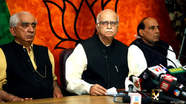 लाल कृष्ण आडवाणी, जसवंत सिंह और राजनाथ सिंह.