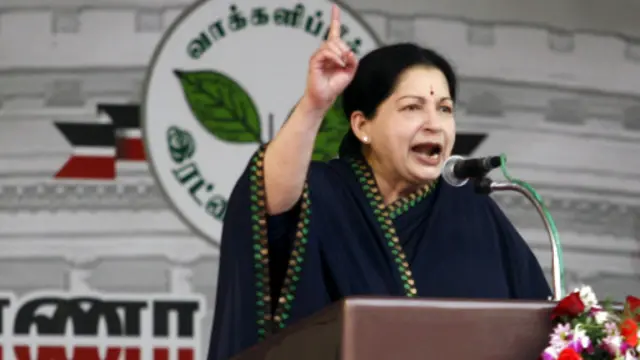 'පැහැරගැනීම් සහ අත් අඩංගුවට ගැනීම් යලි ආරම්භ කරනු ලැබීම පිළිබඳව තමිල්නාඩුවේ ධීවර ප්රජාව කම්පනයට පත්වී සිටිති'