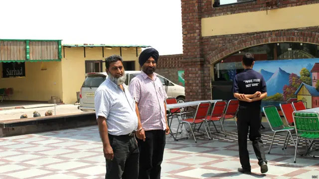 सरहद रेस्त्रां