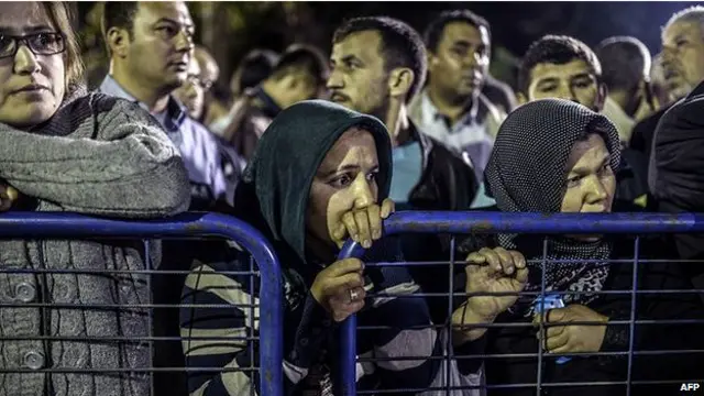 तुर्की में कोयला खदान हादसा, खनिकों के रिश्तेदार