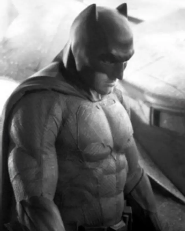 بن ایفلک آنے والی فلم میں بیٹ مین بنے ہیں