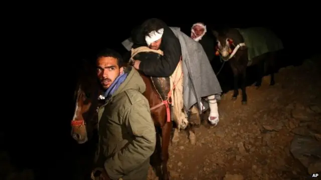 مجروحان درگیریهای اخیر و از جمله تعدادی از جنگجویان گروههای شورشی به بیمارستان های اسرائیل و لبنان منتقل شده اند.