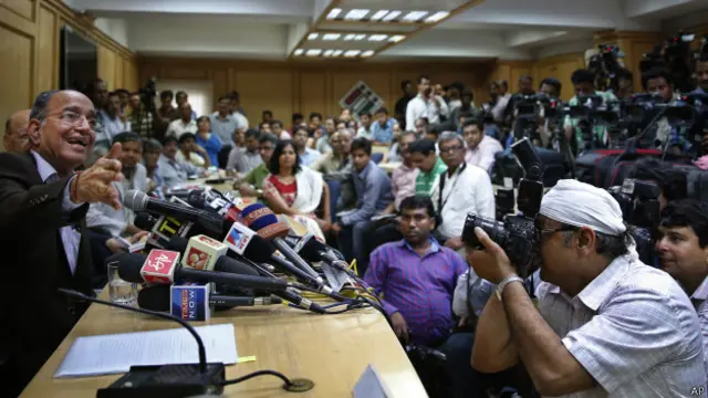 भारतीय मीडिया, सीईसी, वीएस संपत 