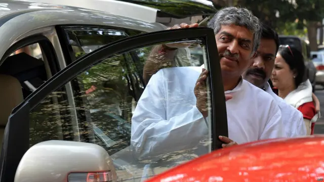 नीलेकणी