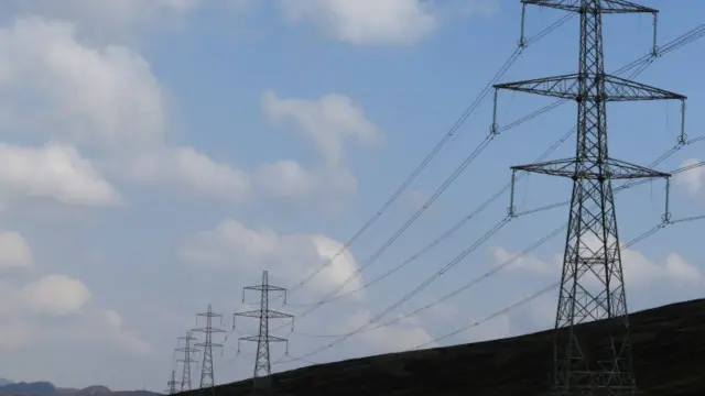 Pemerintah Indonesia diminta transparan soal perhitungan kebutuhan energi nasional yang sebenarnya.