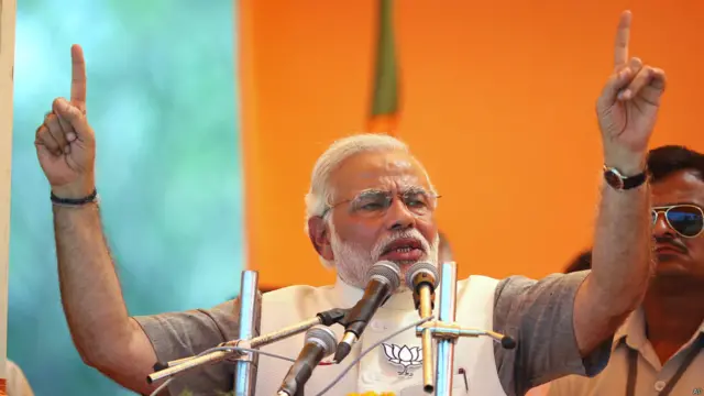 नरेंद्र मोदी