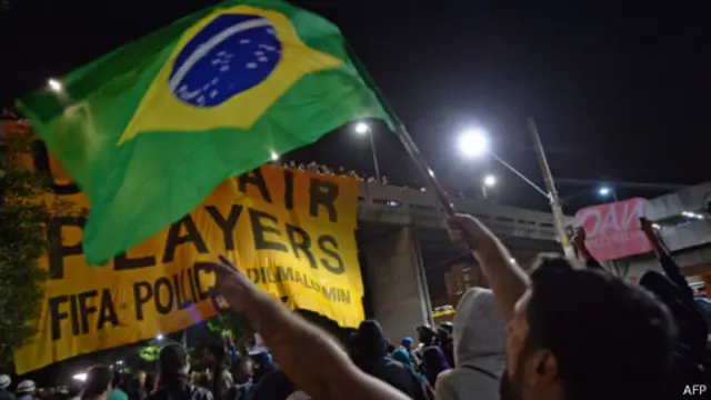 Eventos inusitados se aproveitam de popularidade dos protestos para faturar