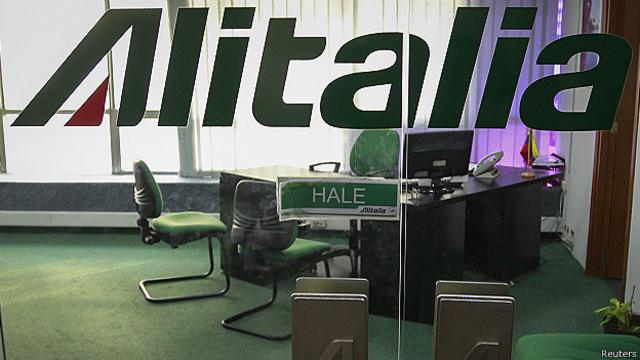 Oficina de Alitalia cerrada en Caracas