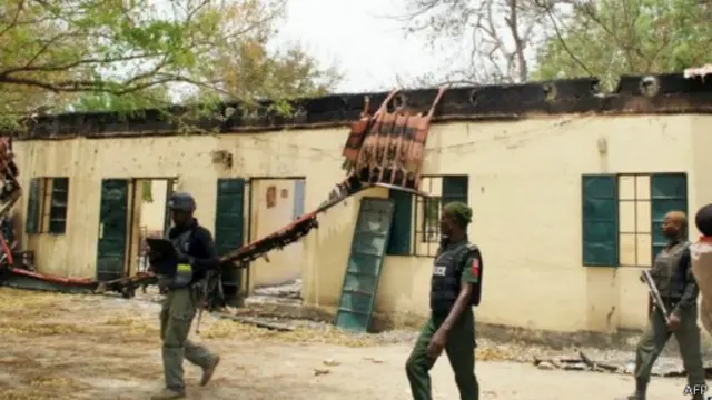 يناقش الاجتماع الأمني في باريس استراتيجيات جديدة للتعامل مع حركة بوكو حرام المسلحة