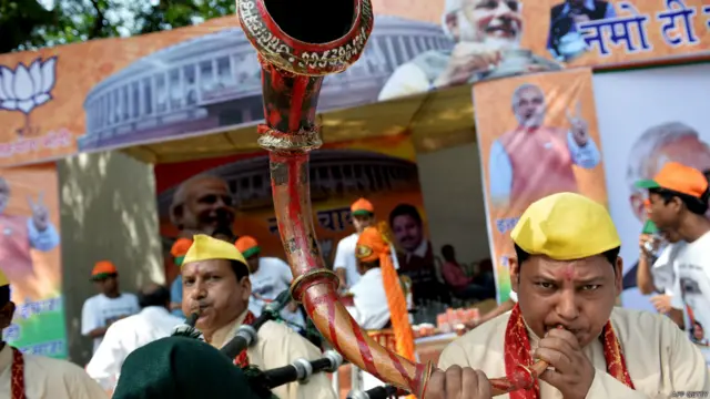 د هند د ټاکنو کمېسيون وايي دا ځل په ټاکنو کې د خلکو د ګډون کچه تر ټولو زياته ياني څه باندې ۶۶ سلنه وه.