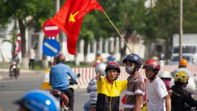 الحزب الشيوعي في فيتنام يعرف أن ثمة غضب واسع بسبب تحركات الصينيين في بحر الصين الجنوبي.