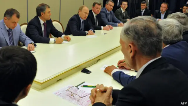 Путин на встрече с крымскими татарами