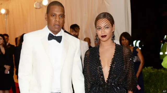 Penyanyi rap Jay Z membeli Tidal seharga US$56 juta.