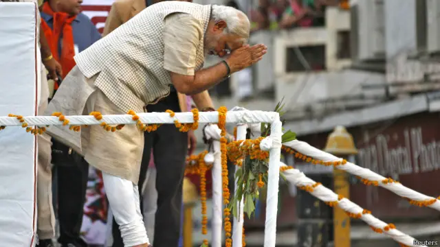 नरेंद्र मोदी