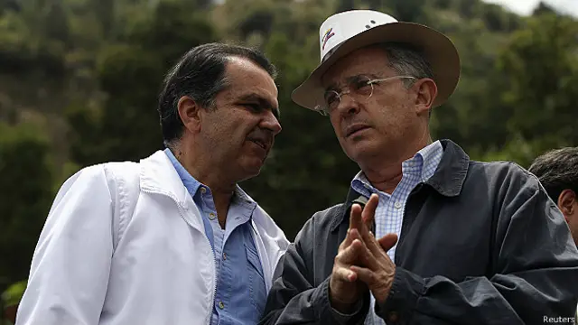 Óscar Iván Zuluaga y Álvaro Uribe