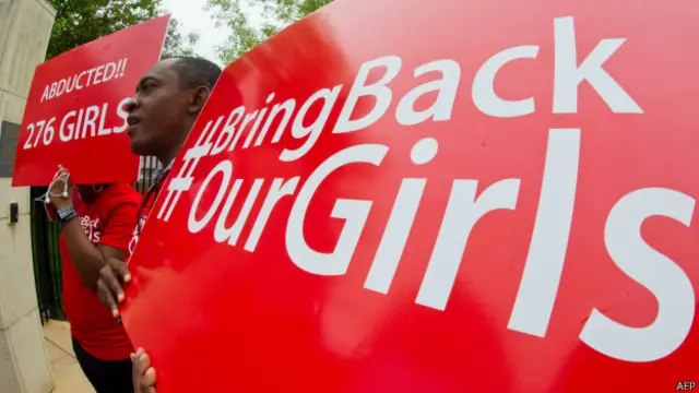 Campanha pede o retorno de meninas nigerianas (AFP)