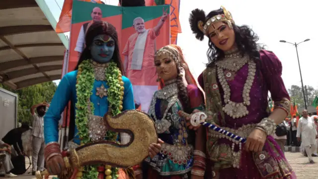 नरेंद्र मोदी