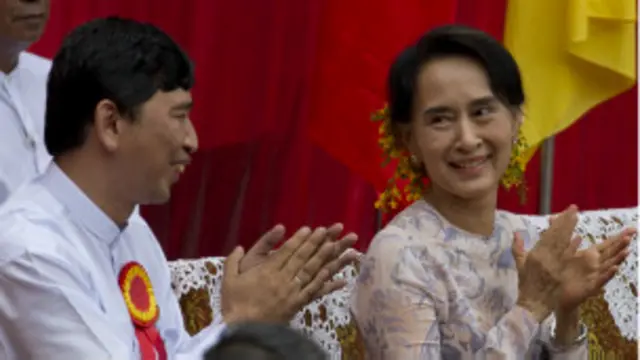ပထမဆုံး အကြိမ် NLD နဲ့ ၈၈ တို့ရဲ့ ပူးတွဲ ဟောပြောပွဲ လည်း ဖြစ်ပါတယ်