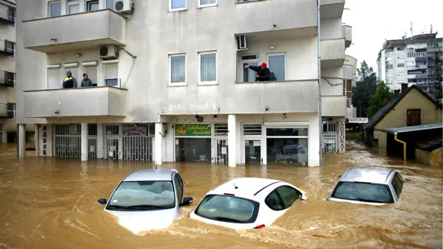 बोस्निया और सर्बिया में बाढ़