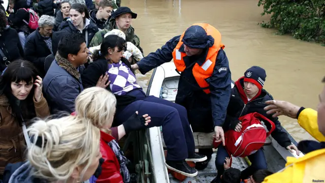 बोस्निया और सर्बिया में बाढ़