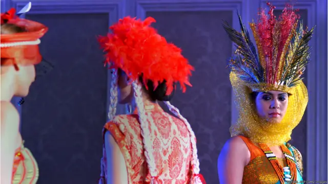 میلے میں خواتین کی باکسنگ کی چھ بار عالمی چیمپیئن میری کوم نے بھی شرکت کی۔ میری کوم کا تعلق بھی اسی علاقے سے ہے۔