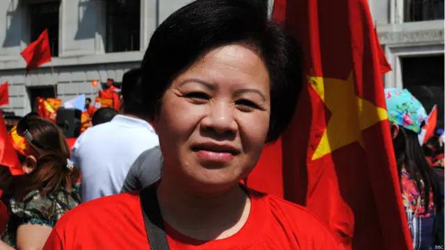 Chị Thái Chu, Việt kiều sống tại London trên 20 năm nói:  "Giặc đến nhà đàn bà cũng đánh... Chủ quyền là điều không thể nhân nhượng!"
