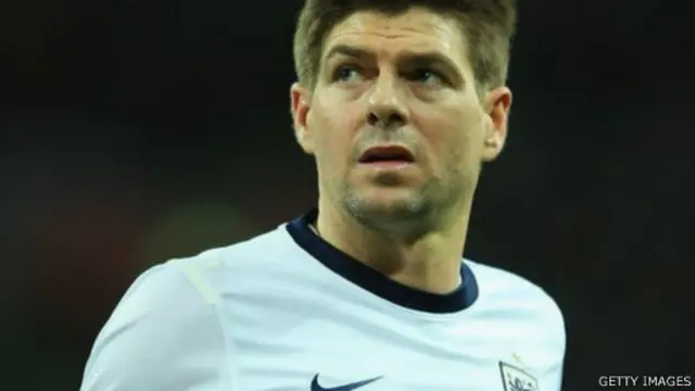 Steven Gerrard telah memperkuat timnas Inggris sejak 2000.