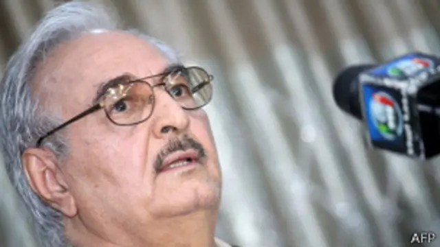 تتهم القوات الموالية لحفتر المؤتمر الوطني بدعم جماعات "إرهابية"