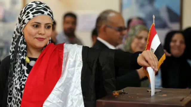 أدلى المغتربون بأصواتهم في الانتخابات قبل عملية الاقتراع داخل مصر