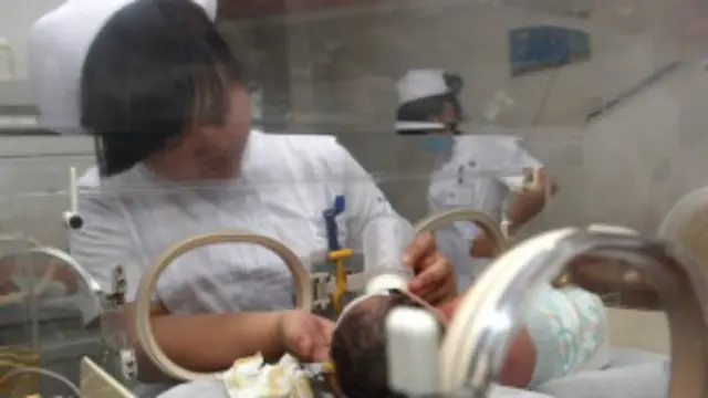 बीमार बच्चों पर बढ़ती चिंता, फाइल फोटो