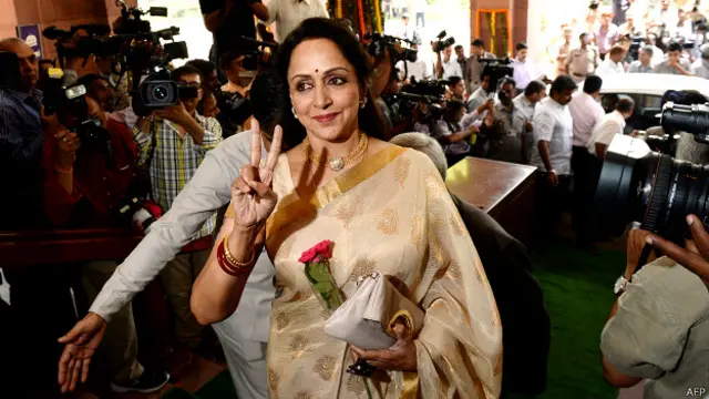 हेमा मालिनी