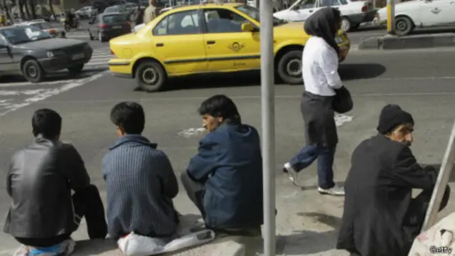 بیکاری مزمن و گسترده از مهمترین نگرانیها در مورد عواقب رشد جمعیت است