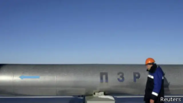 خط لوله گاز روسیه قرار است از سال ۲۰۱۸ به مدت سی سال، سالانه ۳۸ میلیارد متر مکعب از گاز سیبری را به چین منتقل کند