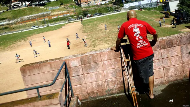 गोलकीपर, अलेक्सांद्रे तोलेदो, ब्राज़ील