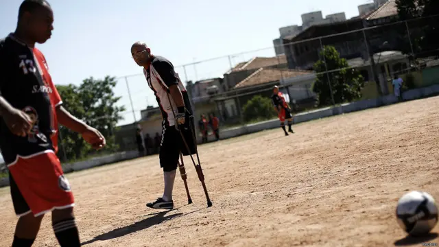 गोलकीपर, अलेक्सांद्रे तोलेदो, ब्राज़ील