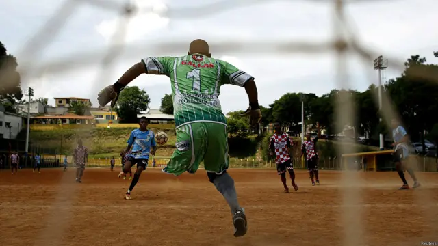 गोलकीपर, अलेक्सांद्रे तोलेदो, ब्राज़ील