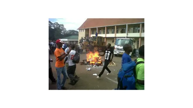 Katika eneo la Nkolokoti watu wamevunjavunja masanduku ya kupigia kura, kompyuta, printer na hata mashine za kuzalishia umeme (Sola Panels)