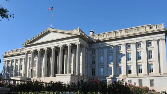 وزارت دارایی آمریکا می‌گوید به دنبال وضع تحریم‌های تازه علیه ایران نیست بلکه در حال اجرای تحریم‌های قبلی است