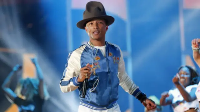 فرل ویلیامز: بازداشت این بچه‌ها فقط به خاطر تلاش برای پراکندن شادی از غم انگیز هم غم انگیزتر است